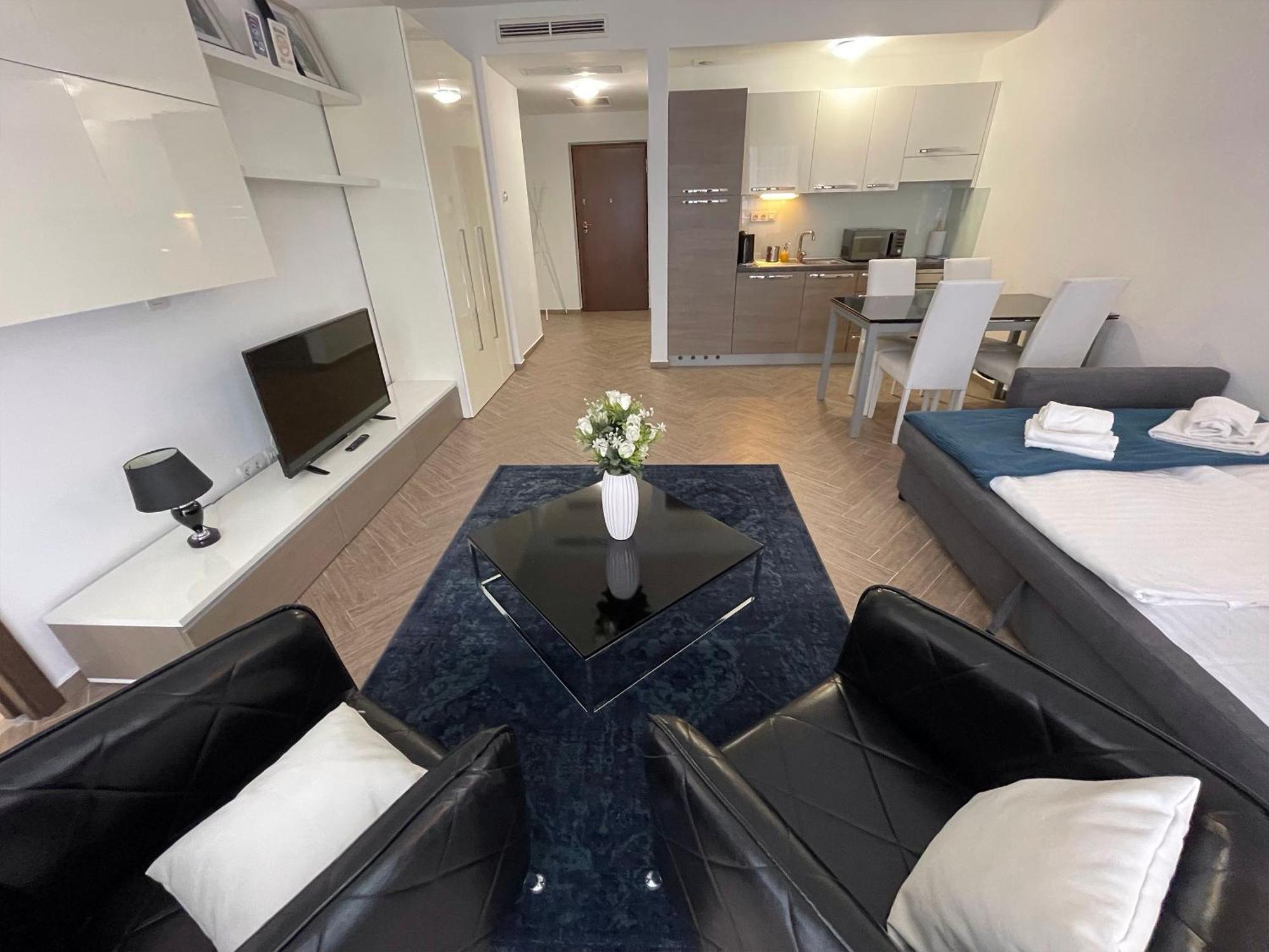 Apartment Smart Carrara Apartmens Budapest